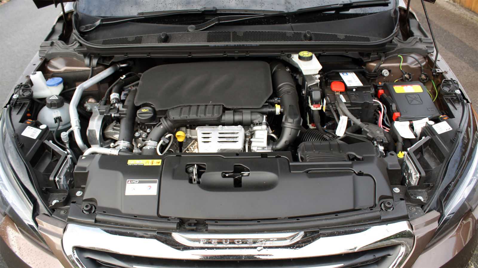 Пежо 308 троит двигатель и включается вентилятор, горит чек