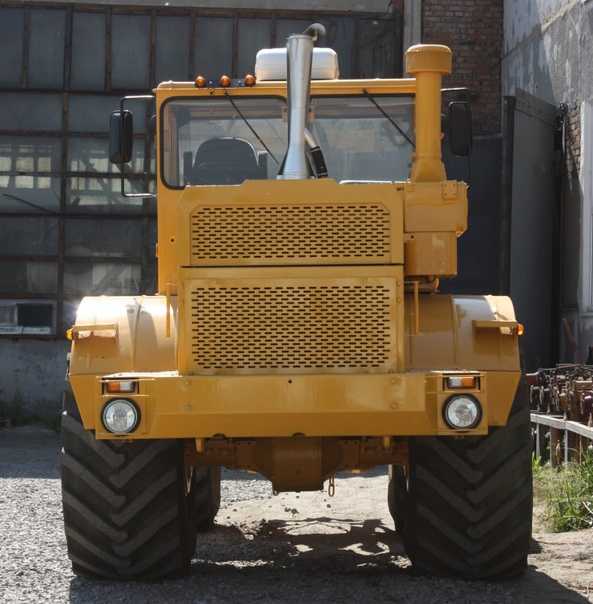Как выполнить ремонт трактора К700 своими руками Трактор К700 Трактор К700  это колёсный трактор универсального назначения, имеющий тяговый класс 5,