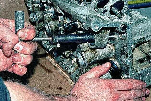 Как заменить прокладку под головкой двигателя на газели двигатель 406