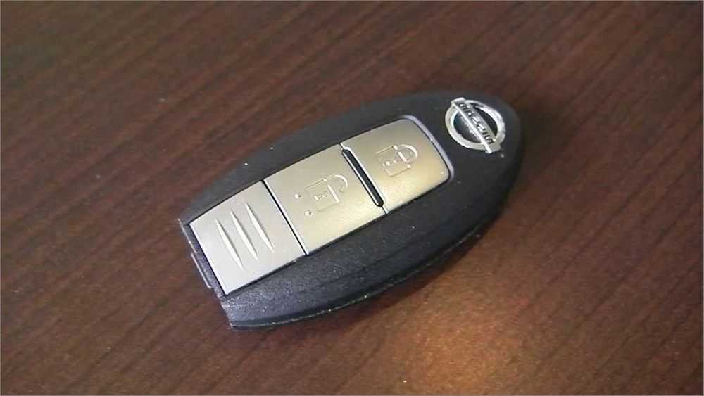 Замена батарейки в ключе nissan note • autointerline.ru
