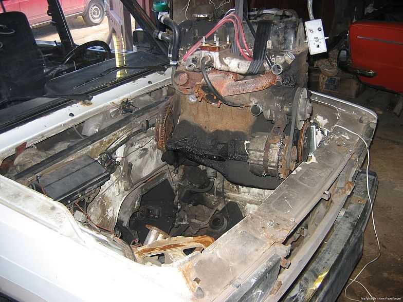 Как снять и заменить двигатель на ваз 2107 у себя в гараже?