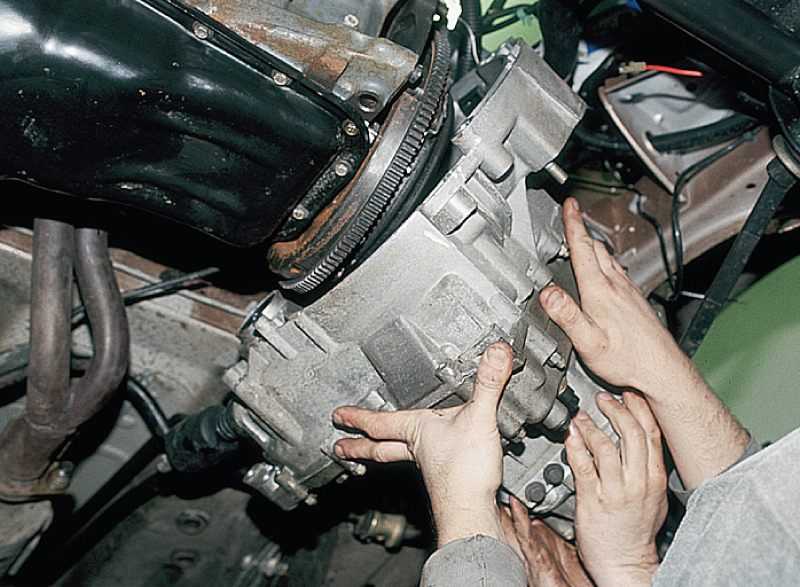 Как снять двигатель на ваз 2109 своими руками: без снятия и со снятием кпп, рекомендации бывалых (видео)