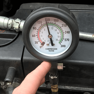 Проверка компрессионного давления в цилиндрах