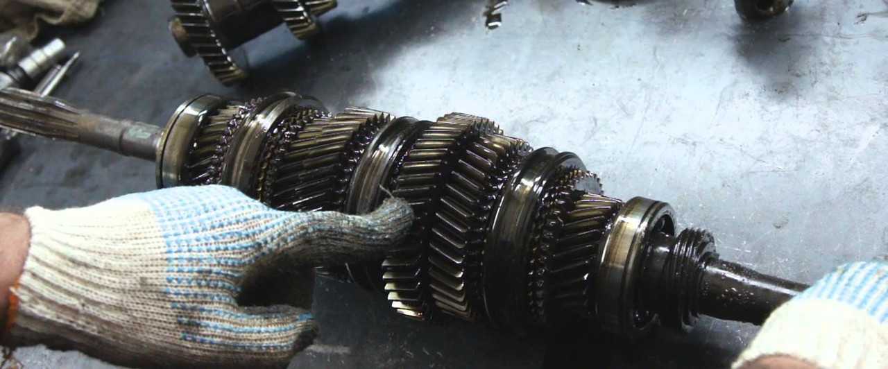 Как снять коробку передач на газели 406 двигатель КПП снимаем при частичном или полном ремонте, также при замене механизма сцепления и других работ